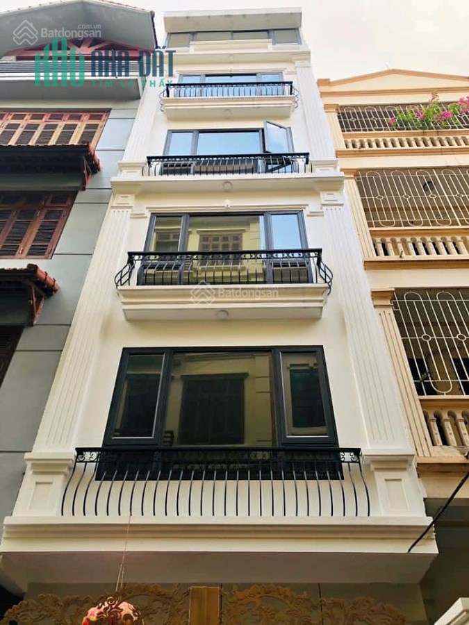 Mặt phố Hoàn Kiếm, Lý Thái Tổ, vỉa hè, nhà mới, 34m2, MT 4,1m, 3x tỷ