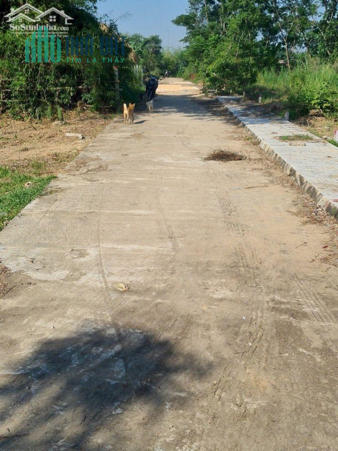Bán nhanh lô 4xxtr ngay cổng chào Điện Trung