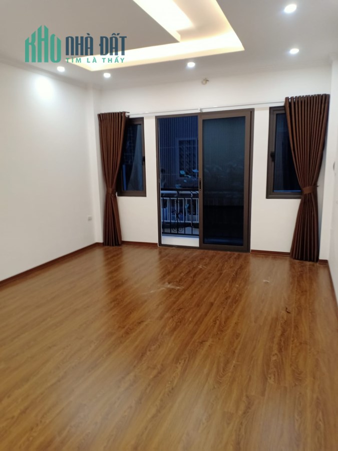 Hiếm! Ngõ Thông, kinh doanh Khương Đình, 30m, 5 tầng chỉ 4,8 tỷ