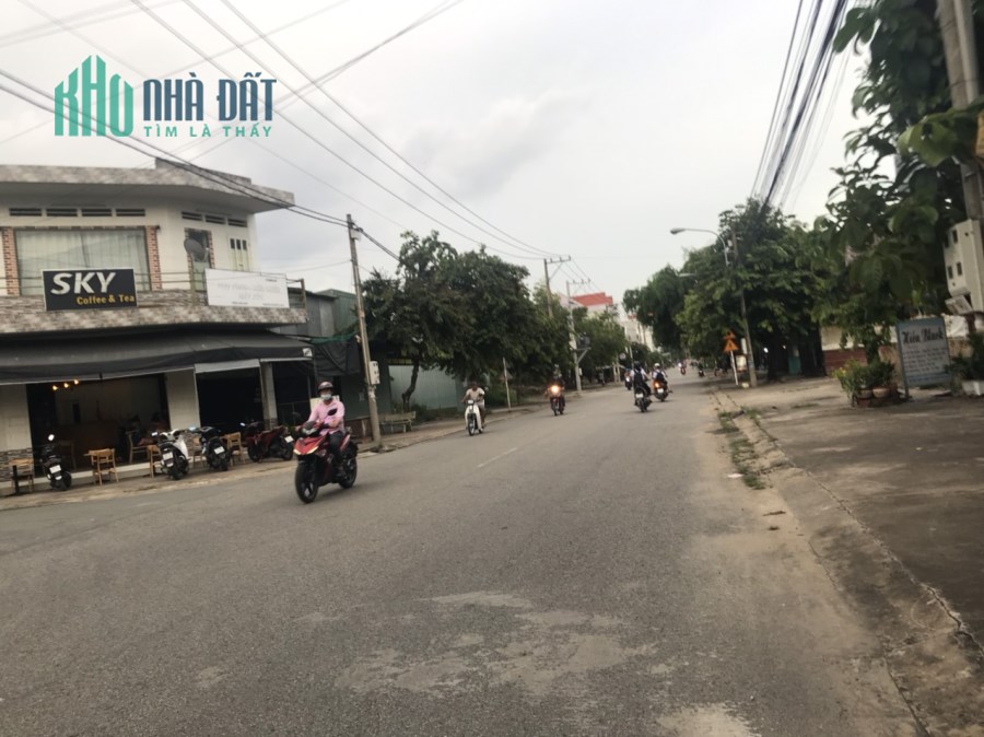 Bán đất MT KDC Bình An, Bình Thắng, Dĩ An: 5 x 20, giá 3,2 tỷ.3,2 tỷ.