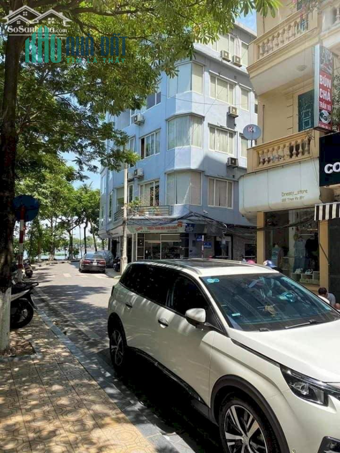 Bán nhà mặt phố Trấn Vũ, ô tô dừng đỗ, 2 vỉa hè, kinh doanh sầm uất, 44m, 5 tầng. 2x tỷ.