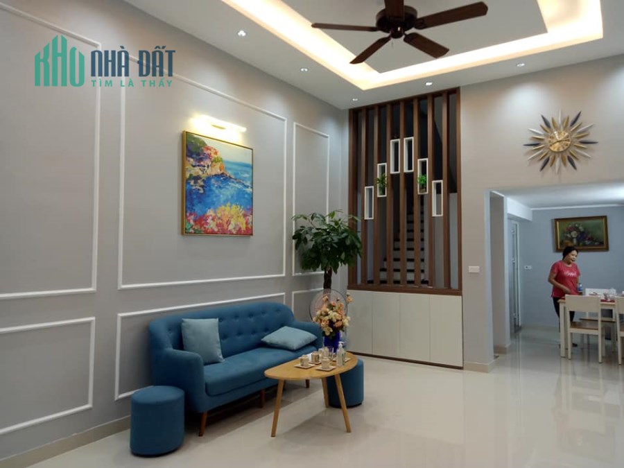 Bán gấp nhà lô góc phân lô Nguyễn Phong Sắc nhà 2 mặt ngõ ô tô tránh, vỉa hè rộng