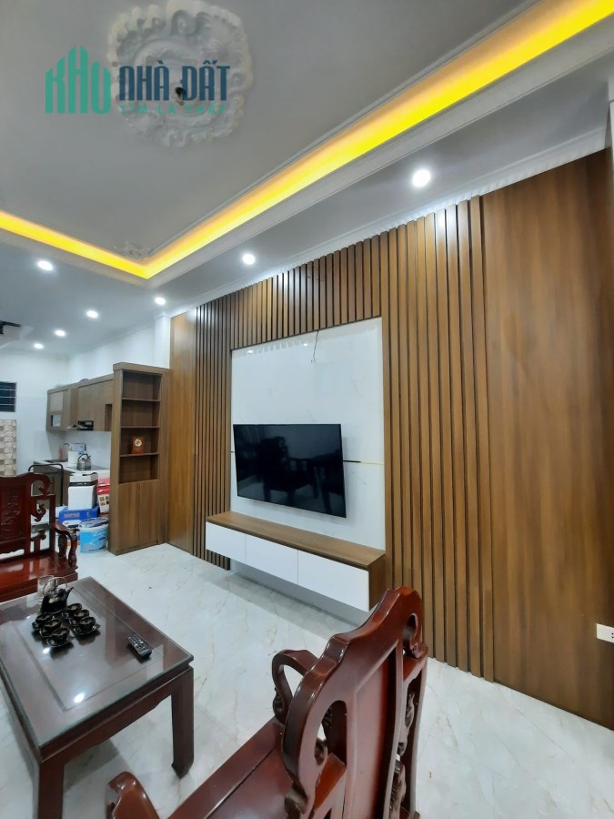 Bán Nhà Ngọc Hồi 6 Tầng Giá Chỉ 3.55 Tỷ Lh Xem Nhà: SĐT/Zalo: O388 / 748 / 389.