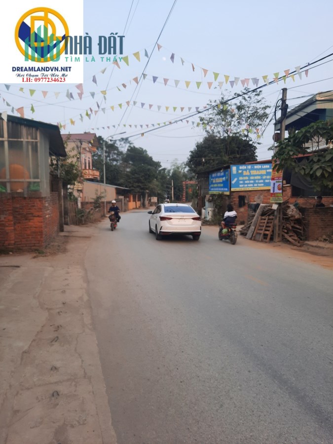 BÁN 105m2 trục chính Hòa Thạch giá 2x nhỏ. LH:0977234623