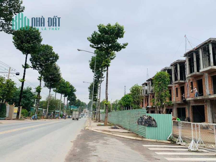 Bán NHÀ, ĐẤT VSIP III giá 850tr, sổ trao ngay