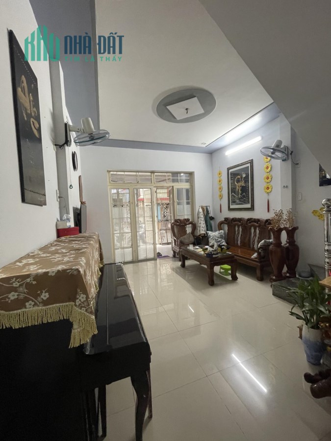 Nhà 2 tầng đẹp, kiệt ô tô đường Nguyễn Văn Linh, DT 66m2, giá đầu tư