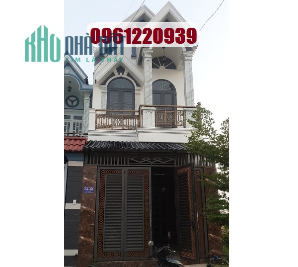 Chính chủ cần bán nhà vị trí đẹp tại Đức Hòa, Long An, 0961220939