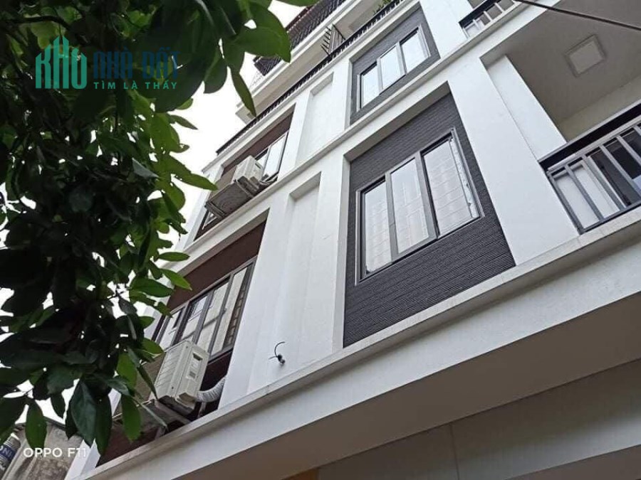 Chủ nhà cần tiền bán gấp nhà 52m2 Nguyễn Sơn ngõ hơn 2m chào chỉ 4,5 tỷ