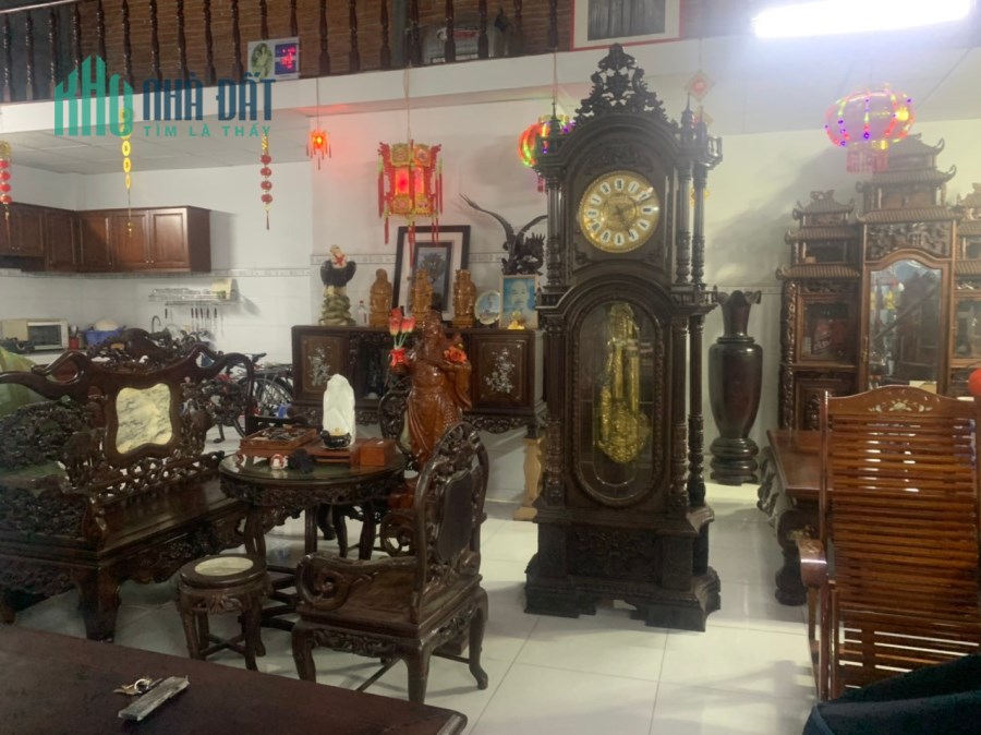 170m2(10.6m*16m)-4 tầng -Nội thất gỗ cao cấp-HXT tránh 8m-Gần MT đại lộ Phạm Văn Đồng-Chỉ 13.5 tỷ.