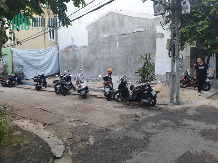 Lô góc 2 MT Thi Sách, 76m2, ngay sân bay Đà Nẵng, giá đầu tư
