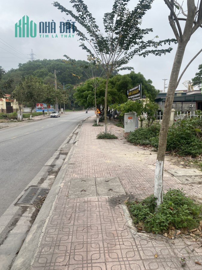 Cần bán mảnh đất có diện tích nhỏ tại Vân Đồn gần khu đô thị Phương Đông