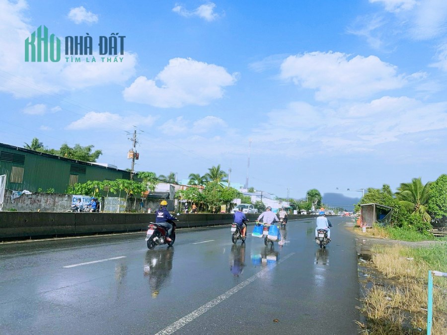 SẮP RA MẮT SHOPHOUSE - NHÀ PHỐ - ĐẤT NỀN - Vị trí: Ngay Trung Tâm 𝗟𝗼𝗻𝗴 𝗧𝗵𝗮̣𝗻𝗵 \