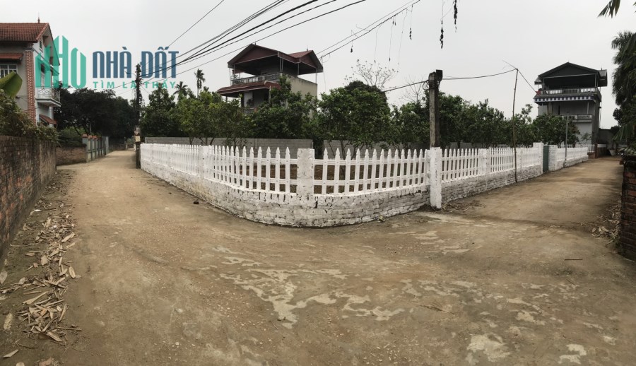 Đất Hòa Thạch lô góc 3mt 450m2 cách DH09 vài bước giá chỉ 10tr/m. LH:0977234623