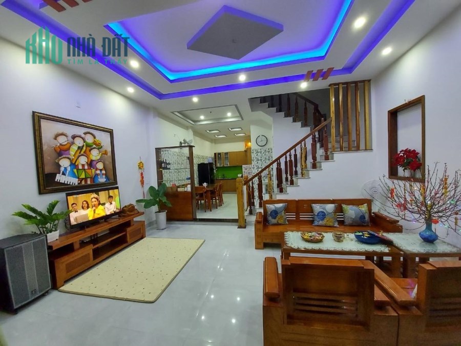 Bán nhà mặt tiền lê văn thứ  200m gần biển view thoáng đẹp 6,4 tỷ gần Võ Nguyên Giáp