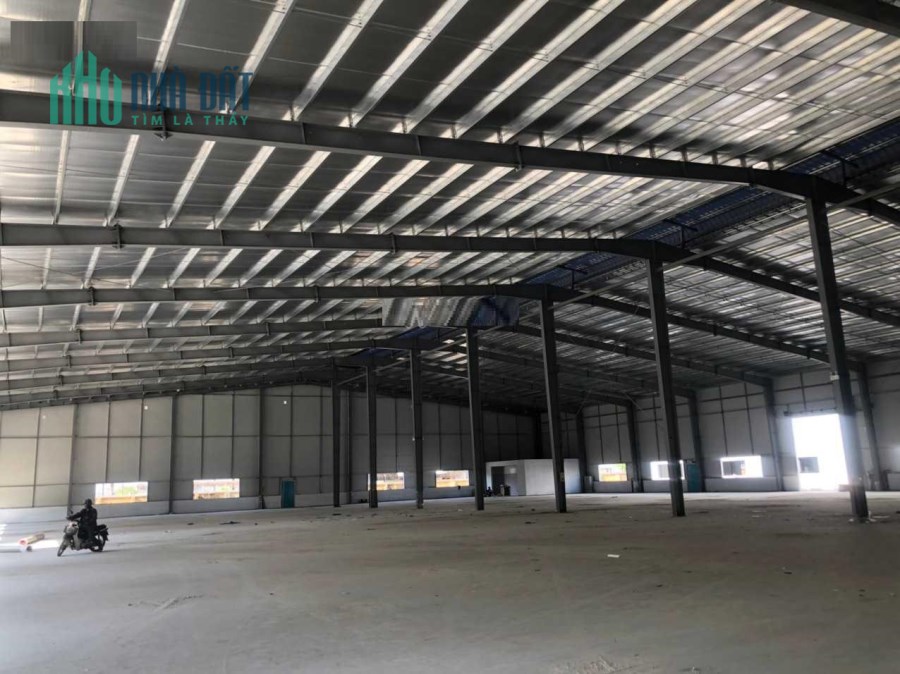 Bán gấp lô đất 4,4ha và tặng nhà xưởng 5.000m2 tại Phủ Lý, mặt tiền rộng, đường lớn.