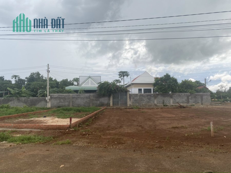 Bán đất xã  Hòa Long - BRVT, 2 mặt tiền, nở hậu. Giá chỉ 16tr/m2, LH:0909442230