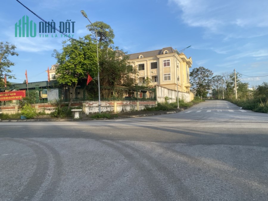 Bán 117m2 Tái định cư Bắc Phú Cát mặt tiền 9m, trung tâm Hòa Lạc