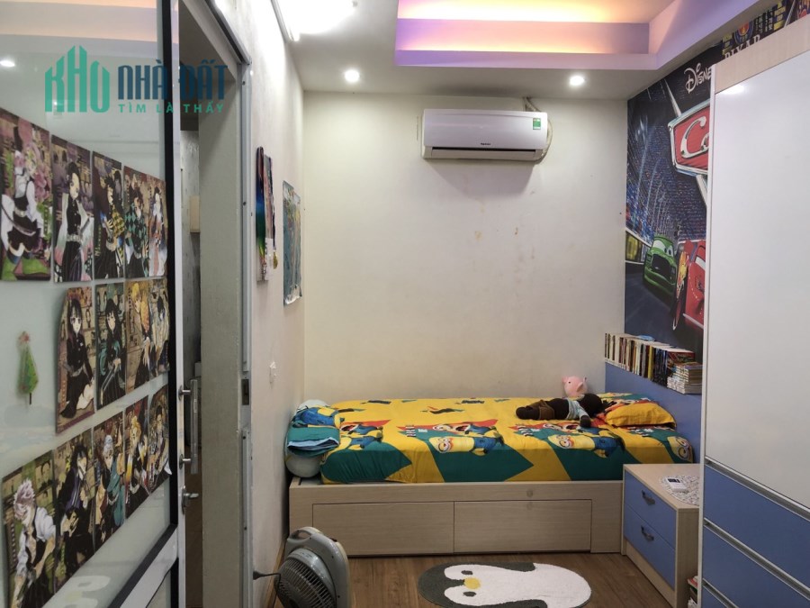 Chính chủ bán gấp nhà Phố Vân Hồ 3 giá 9.5 tỷ, 70m2, Oto đỗ