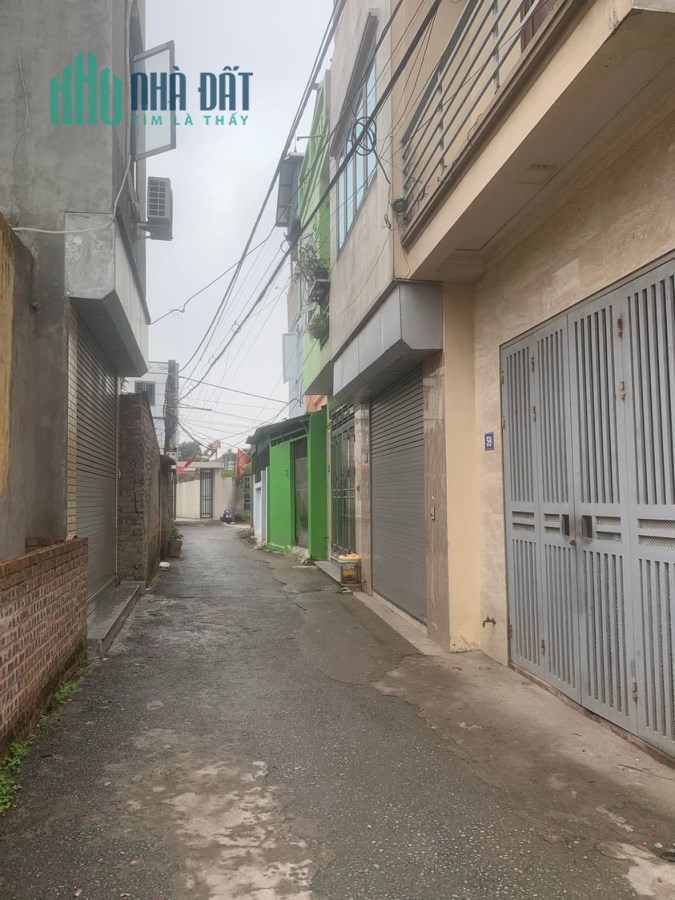 Bán 61m2 đất Cửu Việt, Trâu Quỳ chia đôi được 0983253436