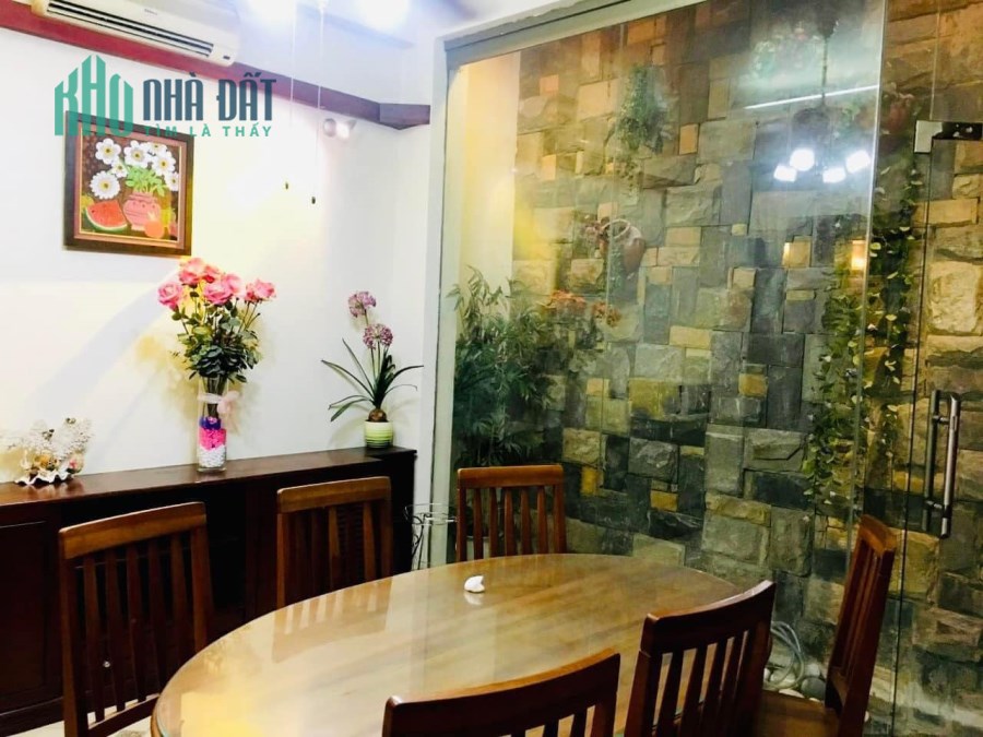 Bán nhà ngõ 117 Thái Hà, Đống Đa, Ô Tô Tránh, 50m2, MT 5m. Giá 9.3 tỷ