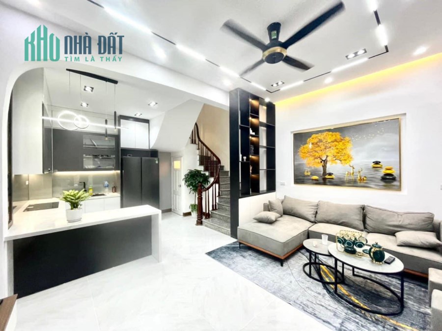 Nhỉnh 4 tỷ có ngay nhà mới đẹp, ô tô đỗ cổng , tặng nội thất xịn xò,  nhà Phố Quan Hoa