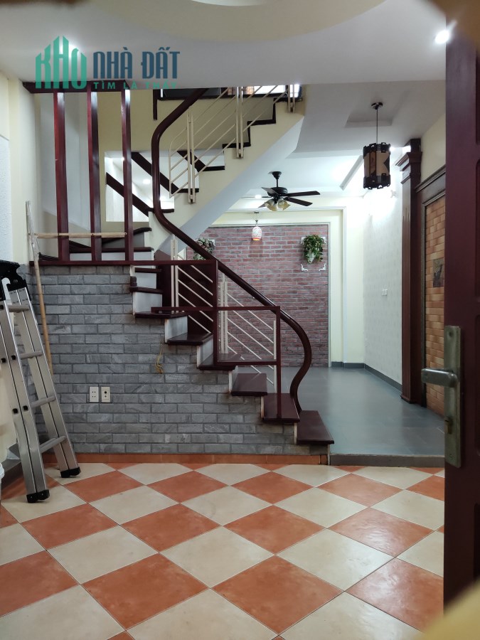 Bán nhà ngõ 34 phố Hoàng Cầu,Đống Đa dt 37 m x 4 t giá 5,3 tỷ