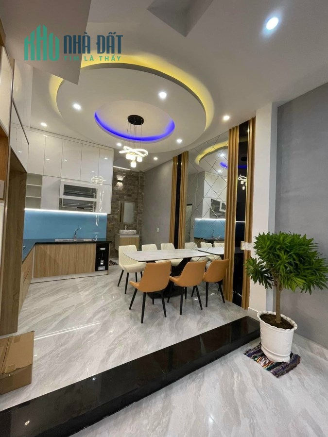 Bán nhà 4T Trung tâm quận Hải Châu, Ô TÔ tránh, TN 15tr/tháng, 4.x tỷ, 0777568901