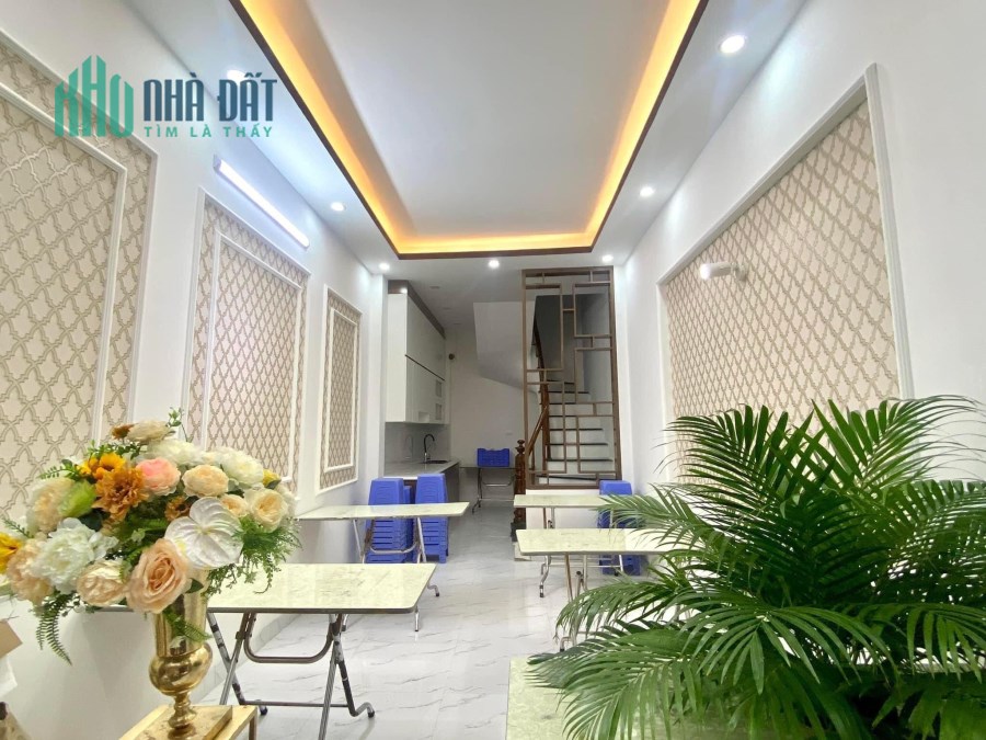 NHÀ ĐẸP NGÕ 290/82 KIM MÃ – 26m2 4T MT3.3m – chỉ 3.3 tỷ