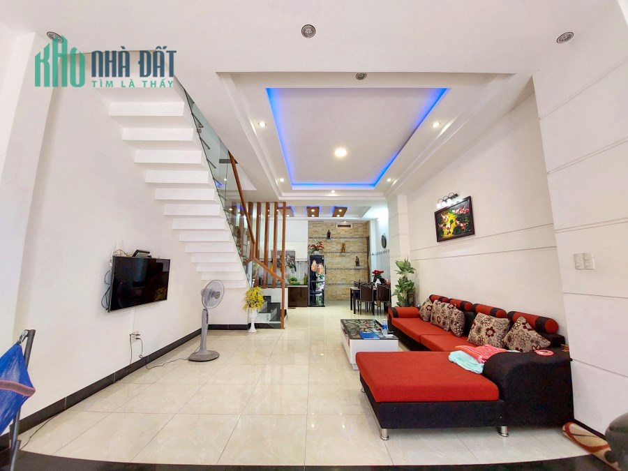 Bán nhà Nguyễn Hữu Thọ quận Hải Châu - Ô TÔ - 71m2x3T - chỉ 4.x tỷ - 0777568901