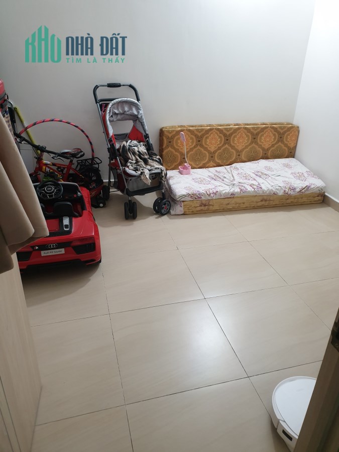 Cần bán căn hộ 2 PN Tân Phước A, Q.11