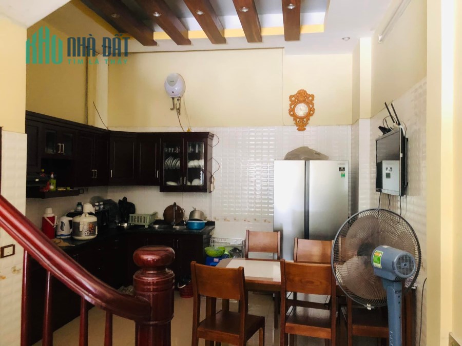 Bán nhà Mỹ Đình ô tô đỗ cửa, nội thất xịn 60m2x4T 5,8 tỷ