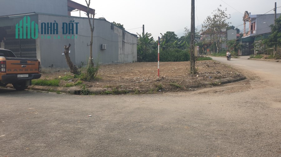 Đất trung tâm thị trấn huyện giá mấy trăm triệu /lô có dãy nhà trọ kinh doanh được ngay 0971197887