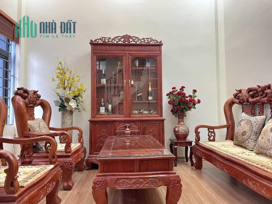 Bán nhà Tứ Hiệp Thanh Trì 40 m 4 tầng giá 3.25 tỷ .