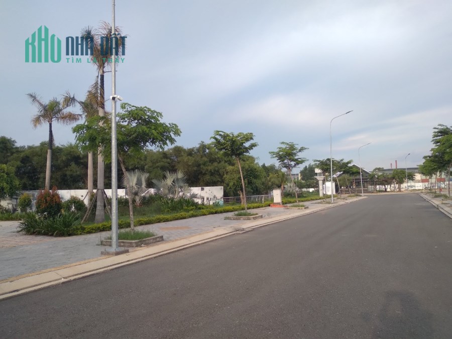 cần bán đất nền nhà liền kề Tân Uyên, Bình Dương