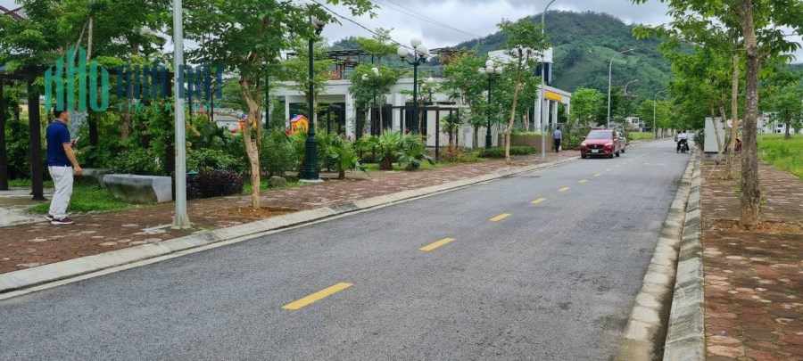 TÀI CHÍNH TỪ 300 TRIỆU SỞ HỮU NGAY LÔ ĐẤT VỊ TRÍ KIM CƯƠNG TẠI KINH ĐÔ ĐÁ QUÝ