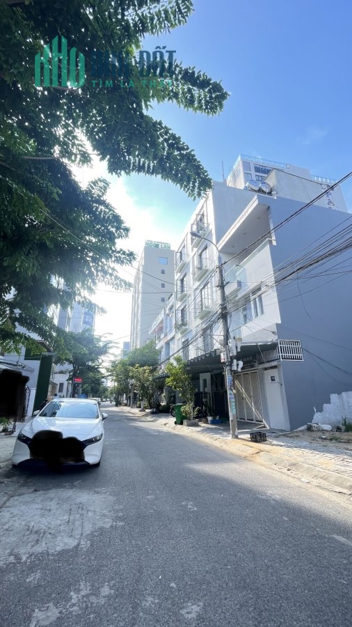 Bán gấp đất mặt tiền 82m2 trung tâm Sơn trà cách Phạm Văn Đồng 20m, Gía chỉ 8,x tỷ