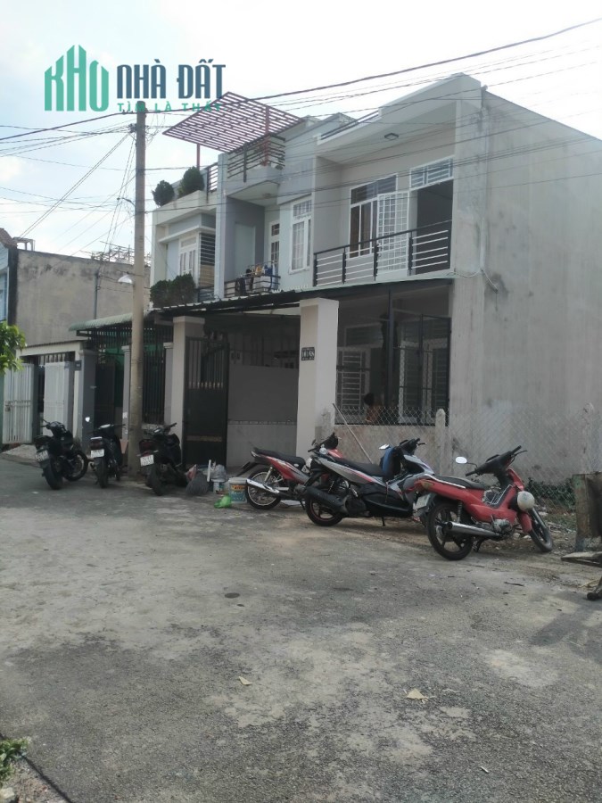 Ông Anh (Chính chủ) kẹt tiền Bán gấp Nhà 1 trệt 1 lầu xã Xuân Thới Sơn,Hóc Môn.