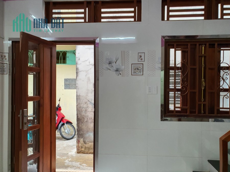BÁN NHÀ PHƯỜNG 16, Q 11, TÂN THÀNH.. NHÀ  2 TẦNG Ở NGAY 0901683363.