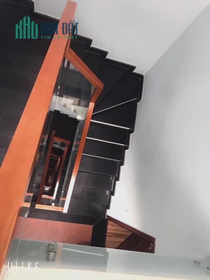 Chủ Nhật đẹp trời, có nhà Mặt Tiền Bình Phú, 53m2, ngang 16m, 5 tầng Chợ Hồ Trọng Qúy, chỉ 8.5 tỷ.