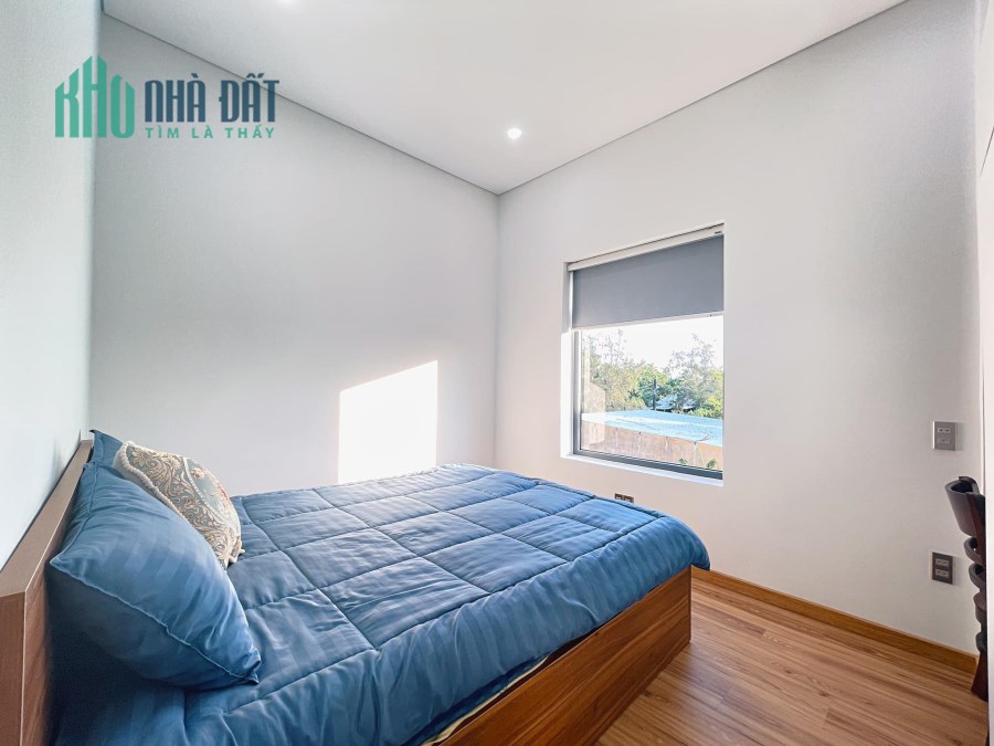 Bán nhà mặt phố Phạm Tuấn Tài 120M2  7tỷ8 mt7m gần Sông Hàn 0373732368