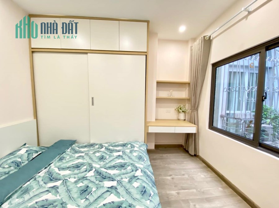 Bán nhà phân lô Kim Mã, 42m2 x 3Tầng, tặng full Nội thất, Ôtô đỗ 10m, giá 5.1 tỷ. 0969693855