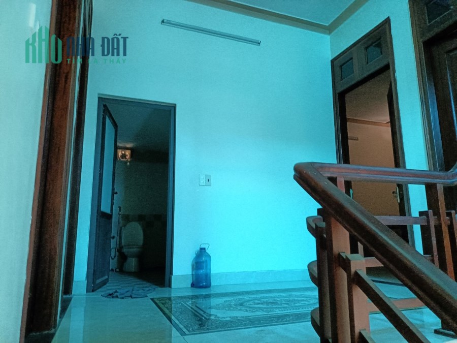 Cho Thuê nhà 3 tầng 7 ngủ tại Sơn Lôi, Bình Xuyên 25tr/tháng.Liên hệ: 0986.454.393-0986.797.222