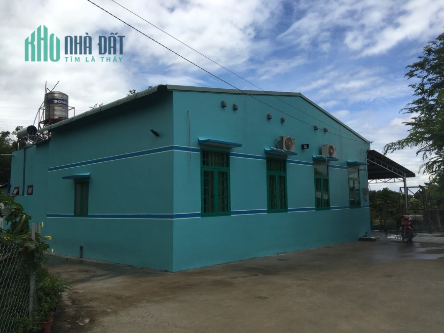 Bán hơn 10000m2 đất (sẵn 400m2 thổ) xã Phú Hoà Đông, Củ Chi. SHR, 54 tỷ. Lh:0777292888