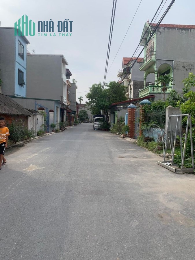 Đất Cổ Bi Gia Lâm trục chính làng 80m2 0983253436