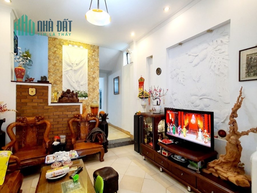 LÔ GÓC KINH DOANH NGAY ĐƯỜNG 2/9 CÓ Ô CHỜ THANG MÁY CHỈ NHỈ 5 TỶ