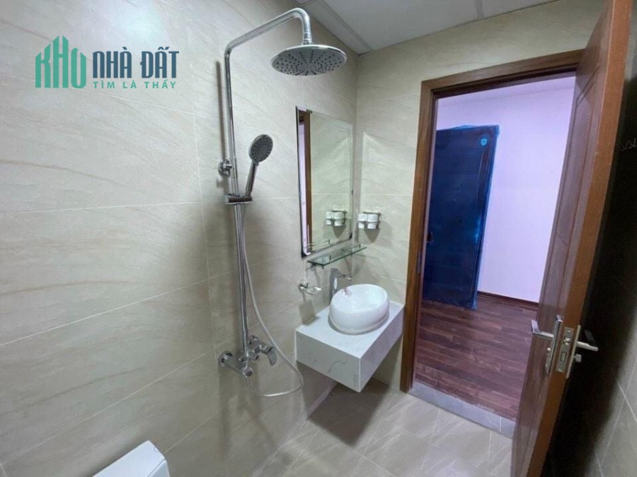 Thu hồi vốn, bán nhanh căn hộ 69,6m2 thông thủy, Nhận nhà ở ngay, giá chỉ 1,9 Tỷ