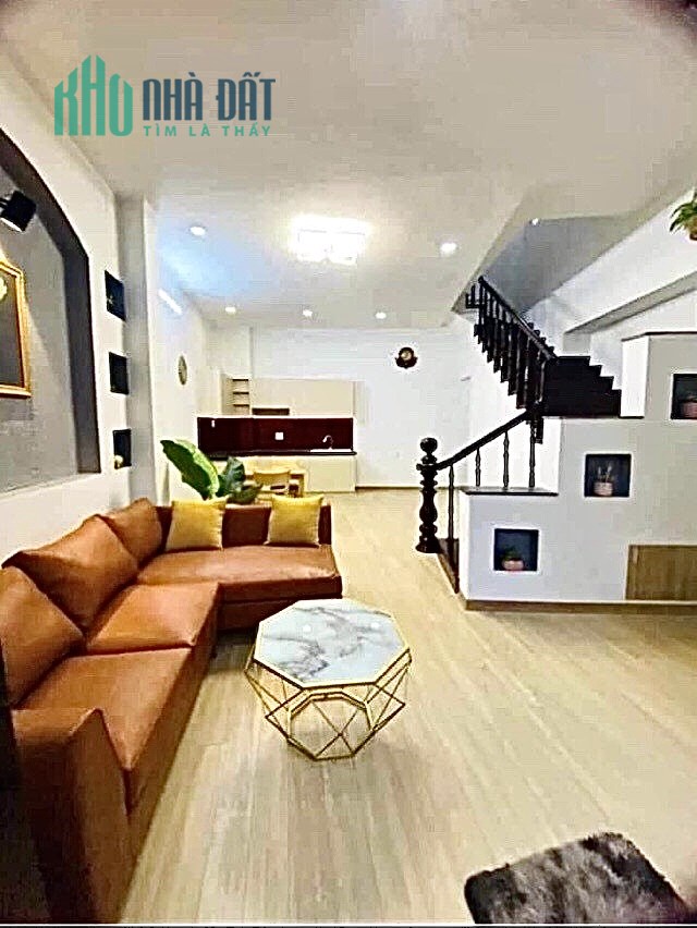 Bán nhà lô góc Trung tâm quận Hải Châu, Ô tô tránh, Full nội thất, Mới đẹp về ở ngay,  0777568901