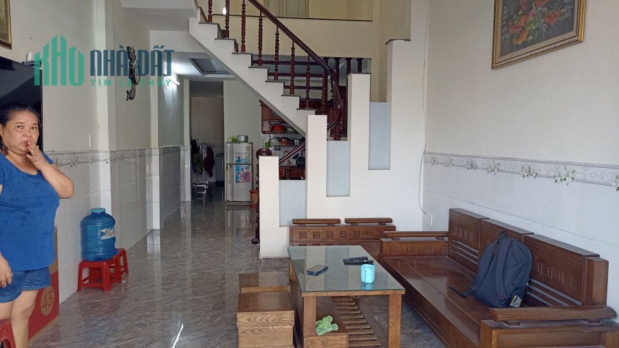 Kiệt ô tô tải Lê Văn Thứ nhà 3 tầng 71m2, chỉ 4,2 tỷ, 300m ra biển