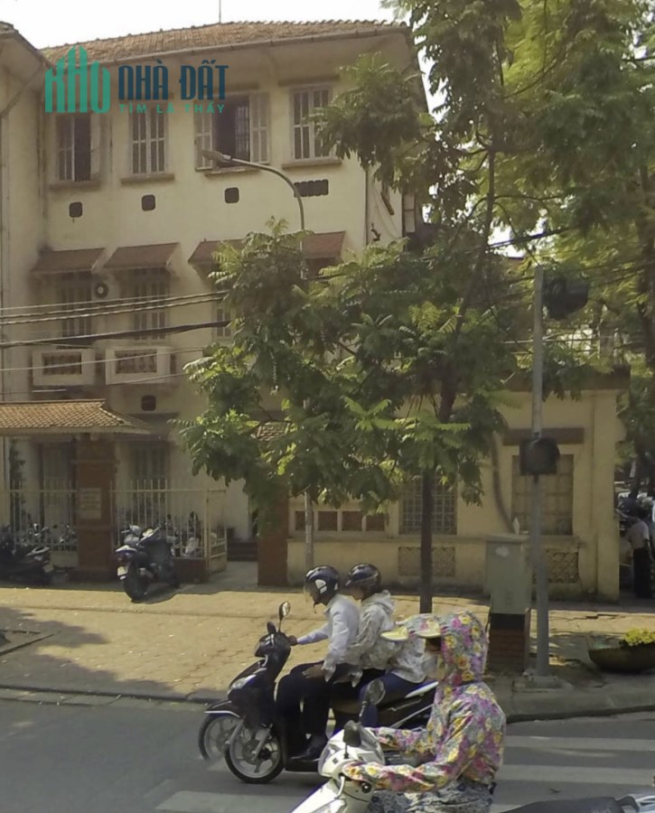 CẦN BÁN GẤP CĂN BIỆT THỰ PHÁP PHÁP CỔ MẶT PHỐ TRẦN HƯNG ĐẠO HOÀN KIẾM HÀ NỘI