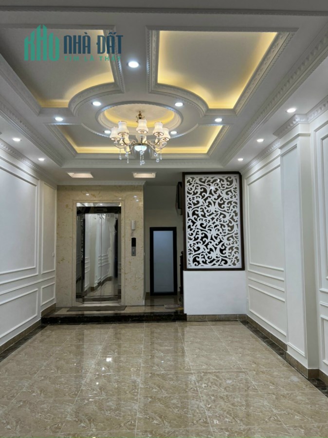 Bán gấp nhà MP Đông Quan, Cầu Giấy, Ôtô tránh, kinh doanh đỉnh, 45m2 x 7Tầng, thang máy